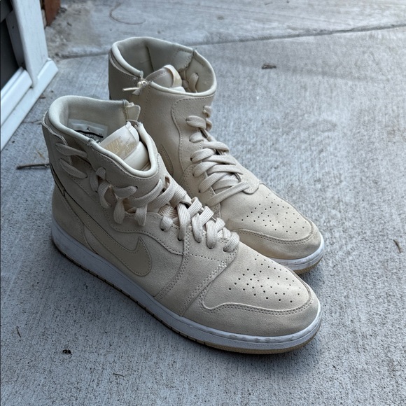 Nike Men's Cream High-Top Sneakers - Picture 1 of 3